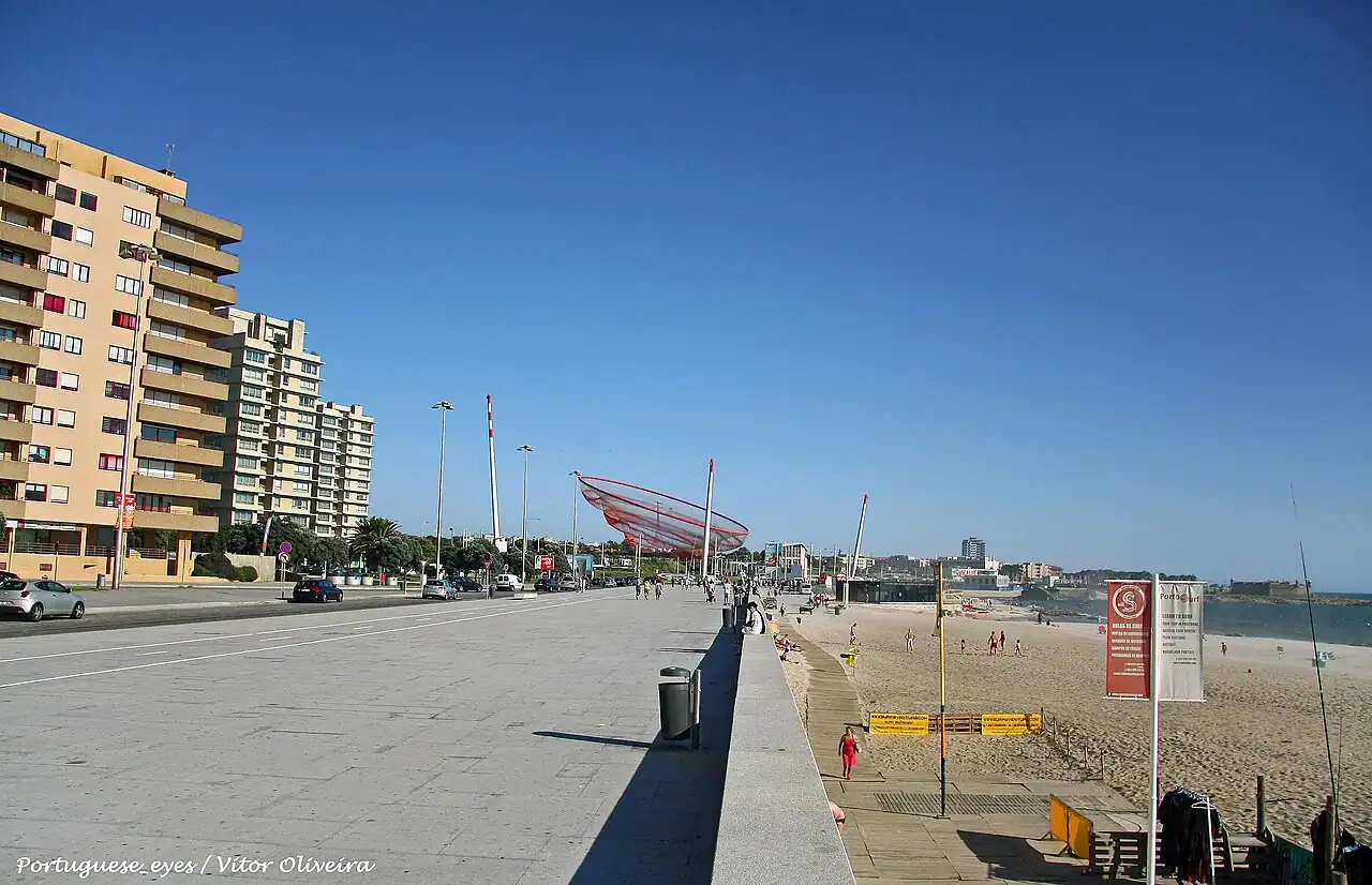 The wave at Matosinhos, Matosinhos