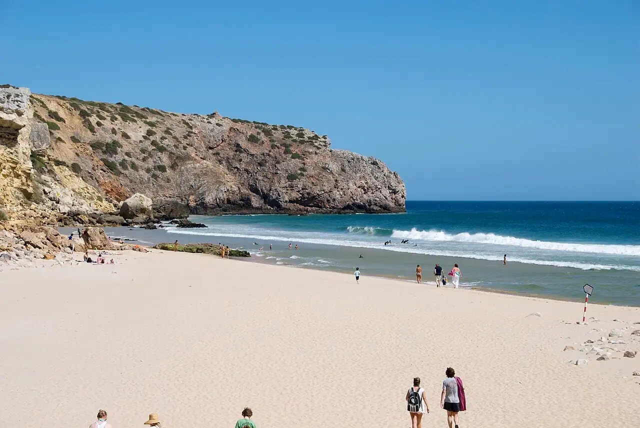 The wave at Zavial, Vila do Bispo