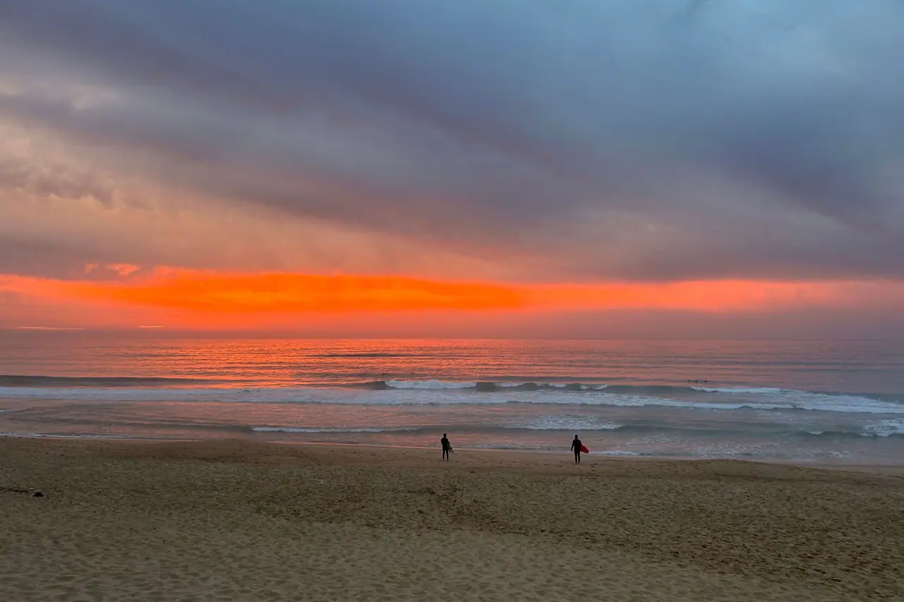 The wave at Praia Azul, Santa Cruz